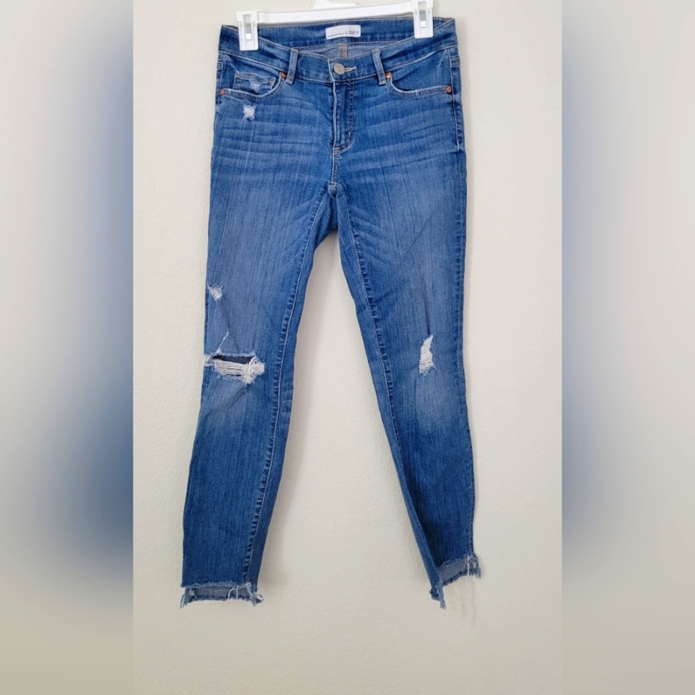 LOFT, mid rise distressed, modern skinny jeans, Size 2 or 26, blue denim